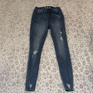 size 1/25 blue jeans never worn